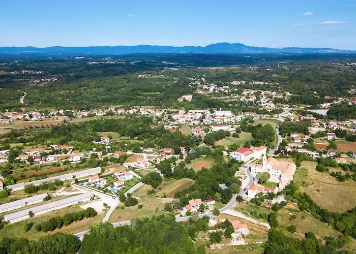 Appartement Lea-2 By Interhome Pazin