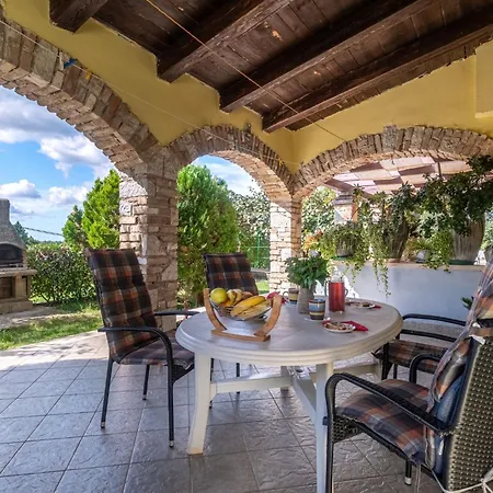 Lea-2 By Interhome Apartamento Pazin